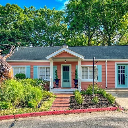Eclectic Osage Cottage In Historic District Eureka Springs Exteriör bild