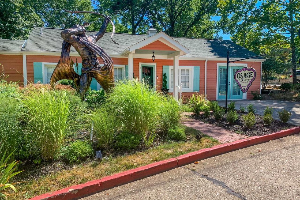Eclectic Osage Cottage In Historic District Eureka Springs Exteriör bild